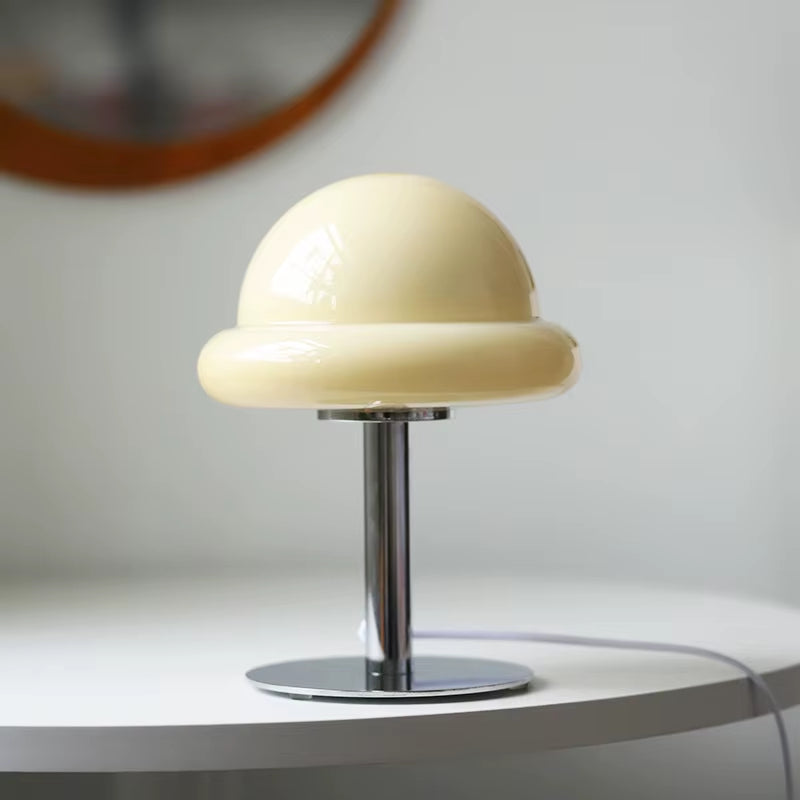 Vintage-Inspired Glass Mushroom Table Lamp - Unique Bauhaus Design for Cozy Bedroom Ambiance