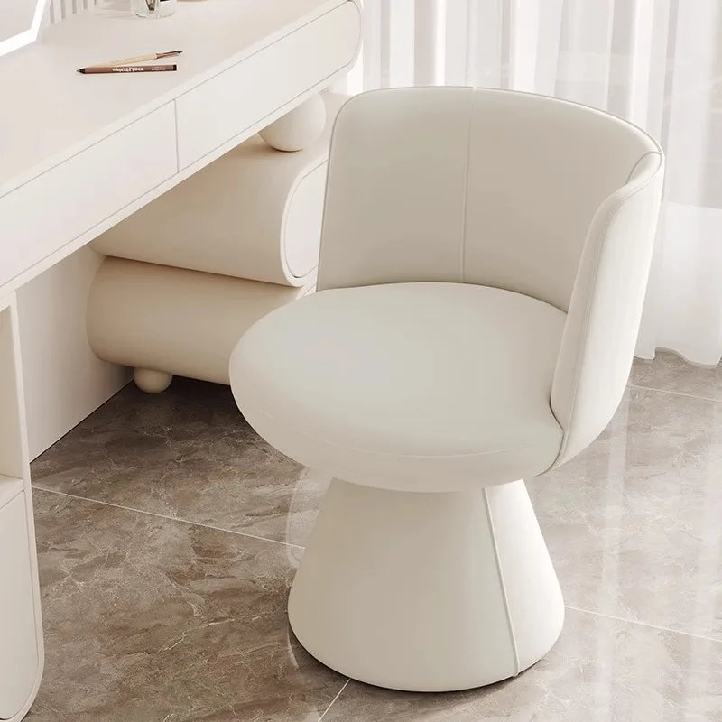 Nordic Luxury Makeup Chair